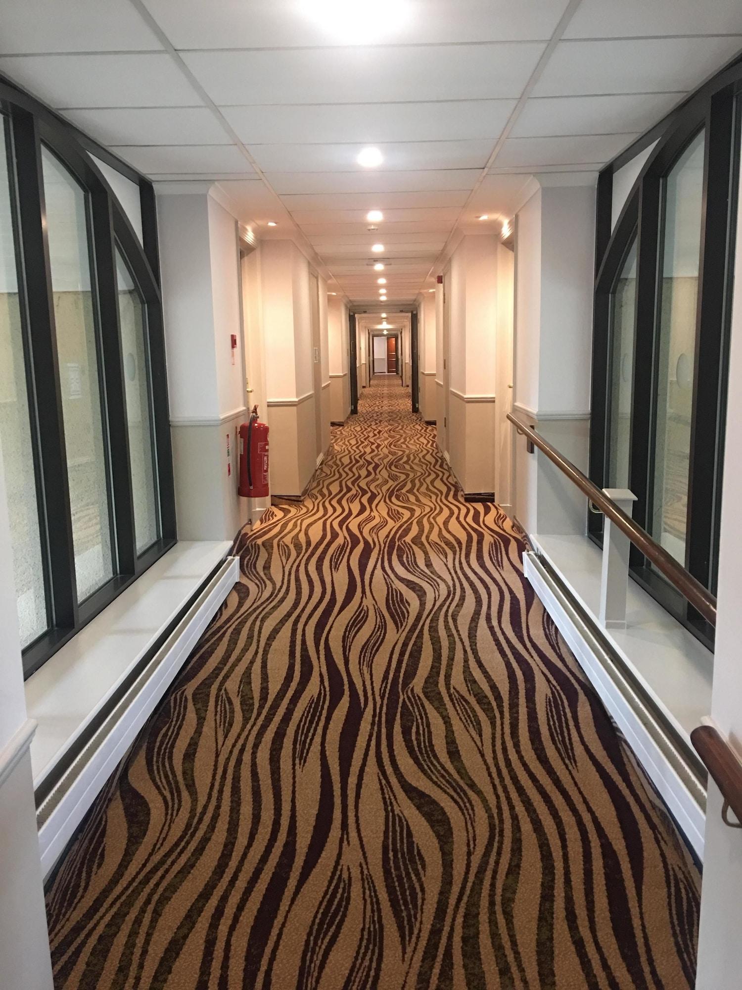 The Copthorne Hotel Кардиф Екстериор снимка